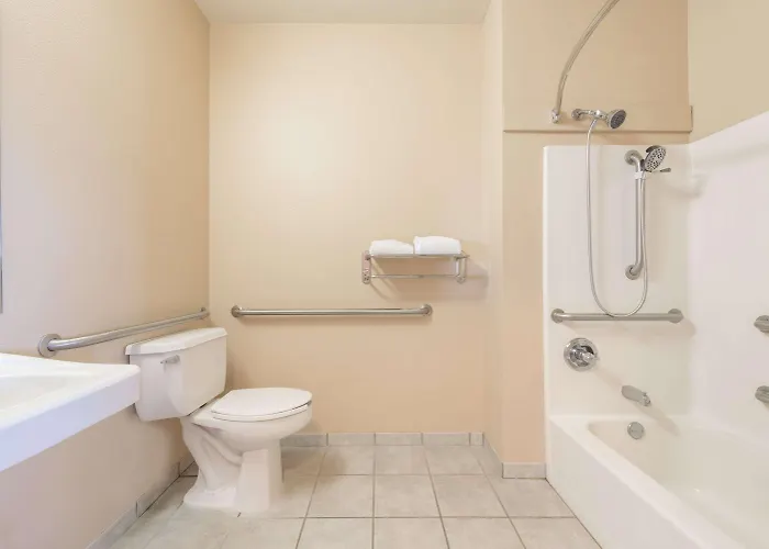 Hotel Super 8 By Wyndham Worth Stockyards