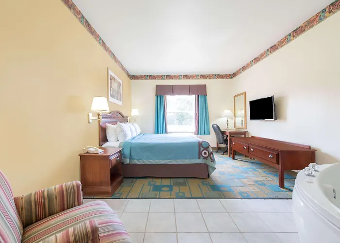 Super 8 By Wyndham Worth Stockyards Fort Worth