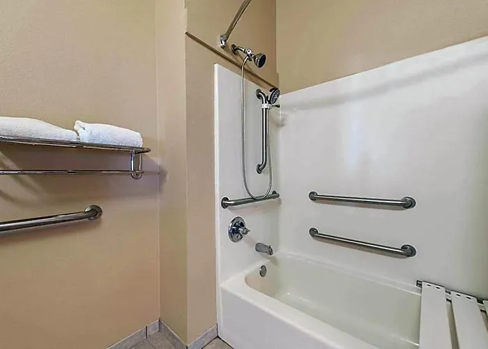 Super 8 By Wyndham Worth Stockyards Hotel Fort Worth