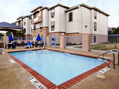 Hotel Super 8 By Wyndham Worth Stockyards 2*